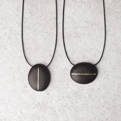 Minimalist Oval Ebony