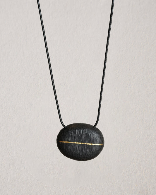 Minimalist Oval Ebony