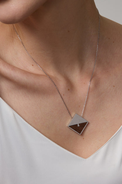Dovetail Rhythm Necklace