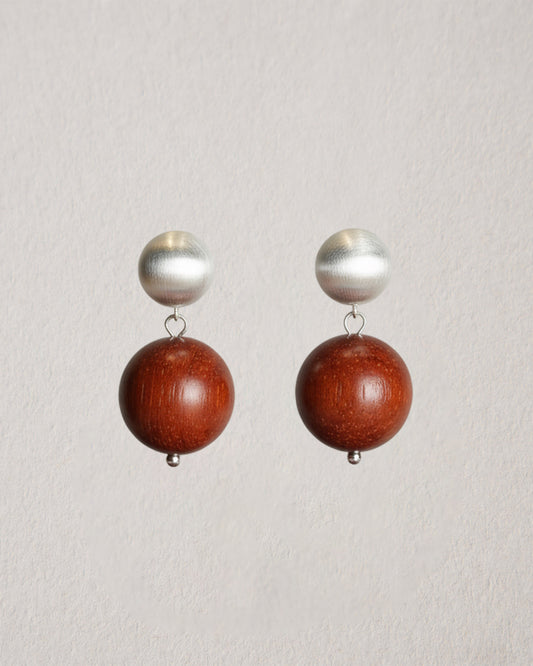 Light Luxury Wood Spherical Earrings