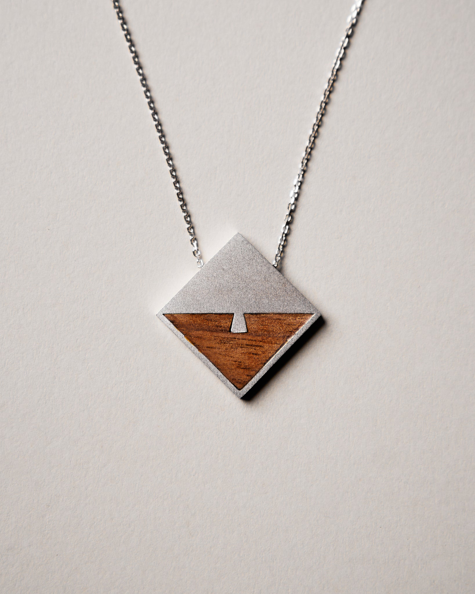 Dovetail Rhythm Necklace