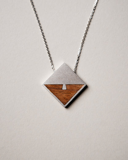 Dovetail Rhythm Necklace