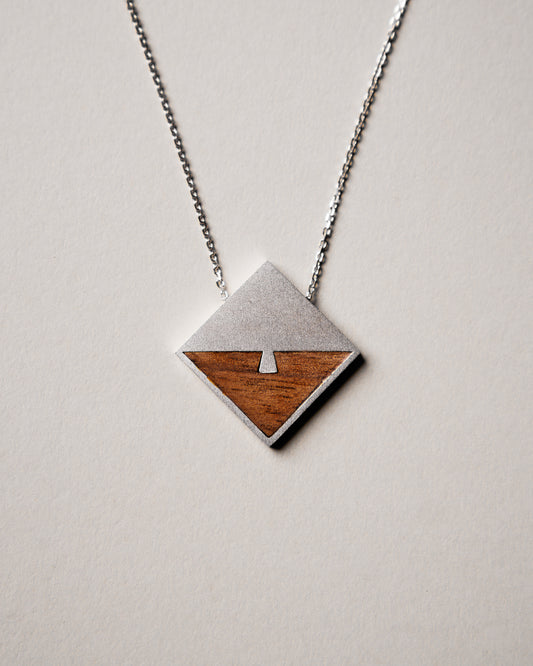 Dovetail Rhythm Necklace