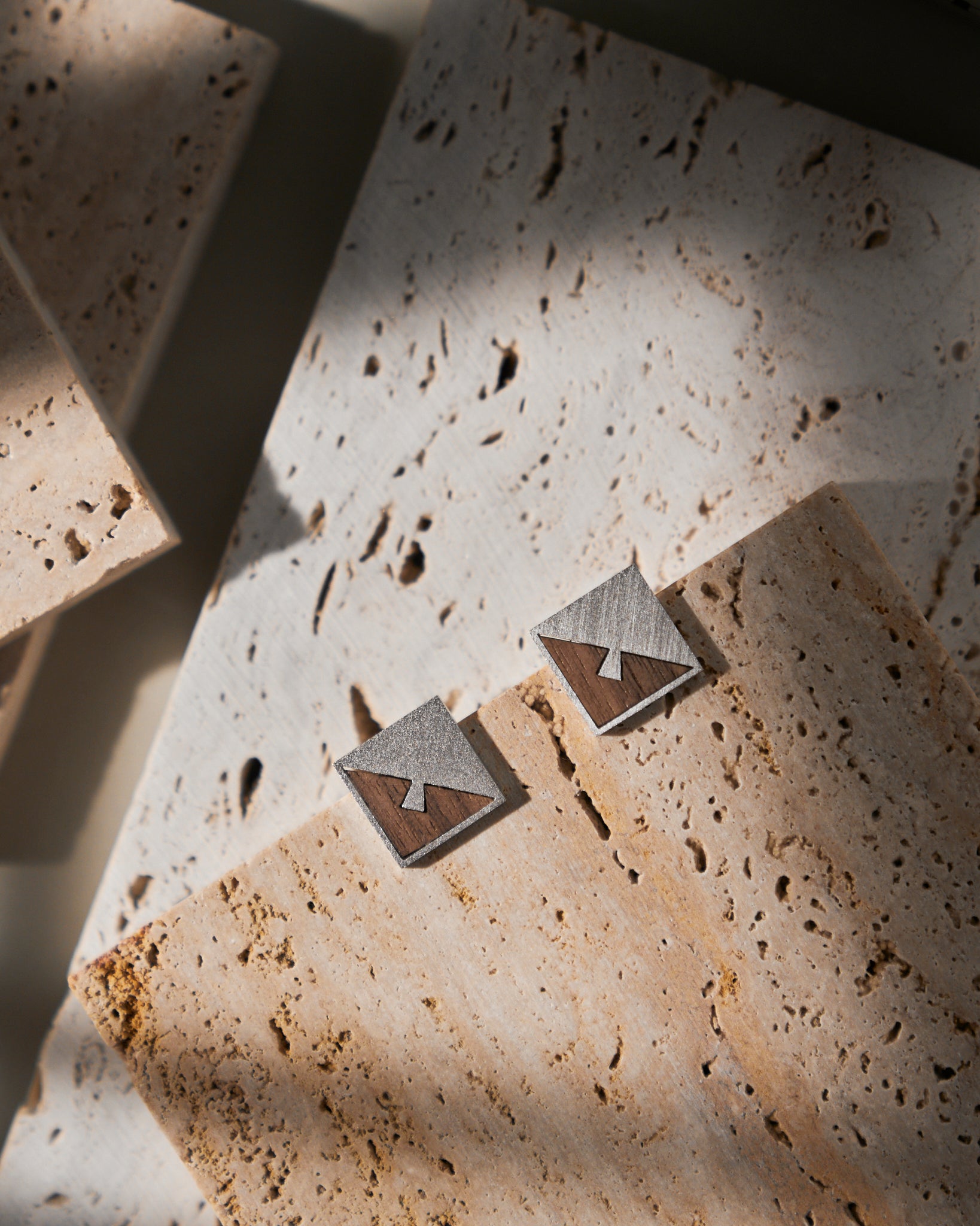 Dovetail Geometry Studs